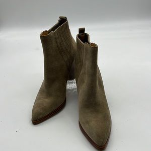 Marc Fisher LTD Tan Suede Ankle Boots size 6.5